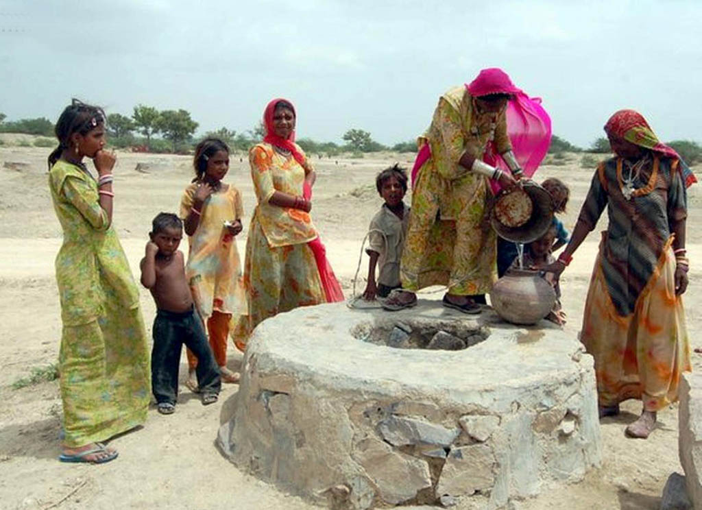 famine relief efforts commence in umerkot district photo inp file