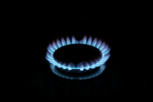 gas load shedding hours to be reduced in sindh to 24 hours photo file gas load shedding hours to be reduced in sindh to 24 hours photo file