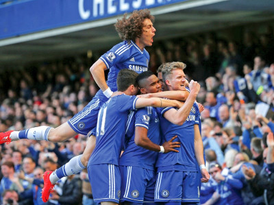 six goal chelsea rain on arsene wenger s parade