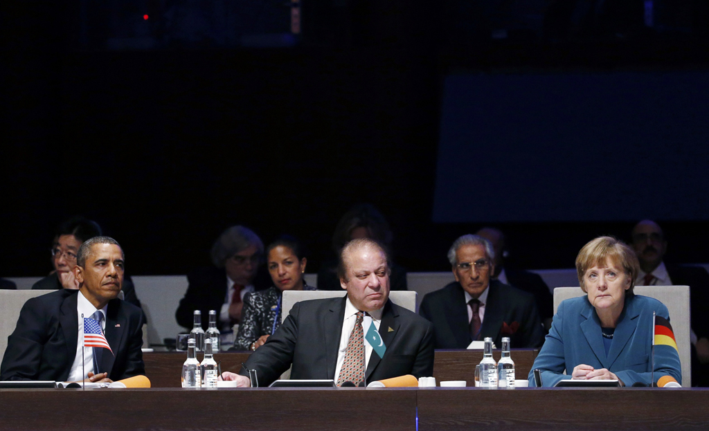 us president barack obama pakistan 039 s prime minister nawaz sharif and germany 039 s chancellor angela merkel l r attend attend the opening session of the nuclear security summit nss in the hague march 24 2014 photo reuters