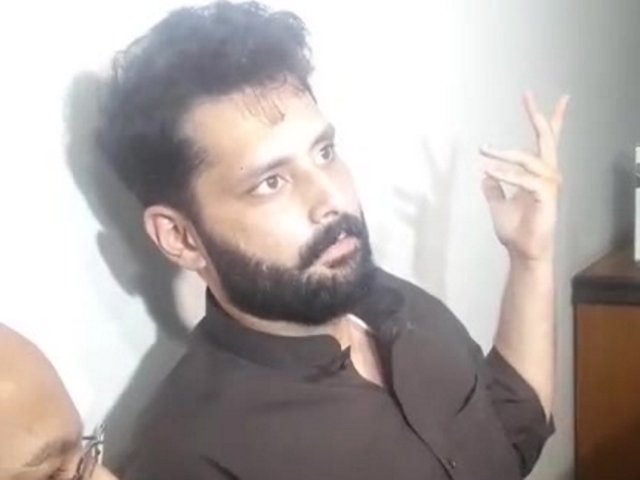 jibran nasir was reportedly told that he s fortunate that he was only slapped not shot photo screenshot