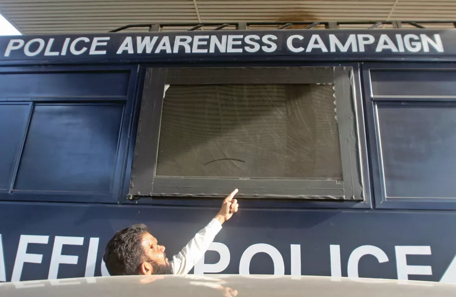 the mobile theatre bus is part of the police s road safety awareness campaign and will be moving through the city visitng schools and organisations to teach young and old alike about traffice rules photo athar khan express the mobile theatre bus is part of the police s road safety awareness campaign and will be moving through the city visitng schools and organisations to teach young and old alike about traffice rules photo athar khan express