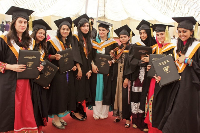the first batch of dawood university of engineering and technology students graduated at a ceremony presided over by sindh education minister nisar khuhro on sunday photo press release the first batch of dawood university of engineering and technology students graduated at a ceremony presided over by sindh education minister nisar khuhro on sunday photo press release