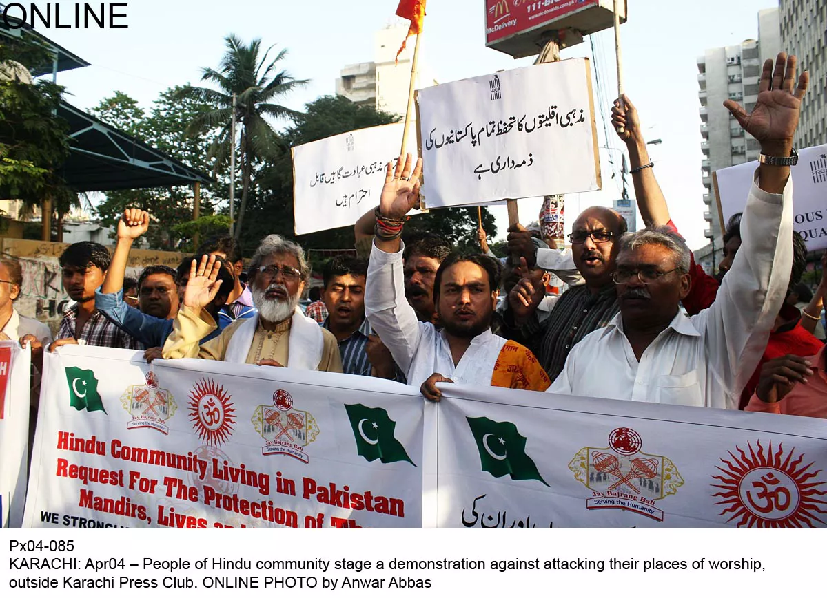 members of hindu community in karachi stage a protest demonstration against the vandalising of temples in hyderabad photo online members of hindu community in karachi stage a protest demonstration against the vandalising of temples in hyderabad photo online