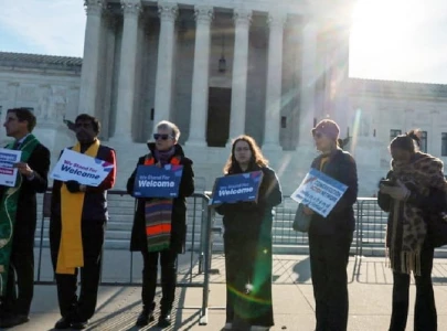 us sc sides with trump in asylum processing case