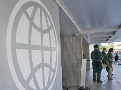 banks under threat govt may find it hard to repay debt says wb