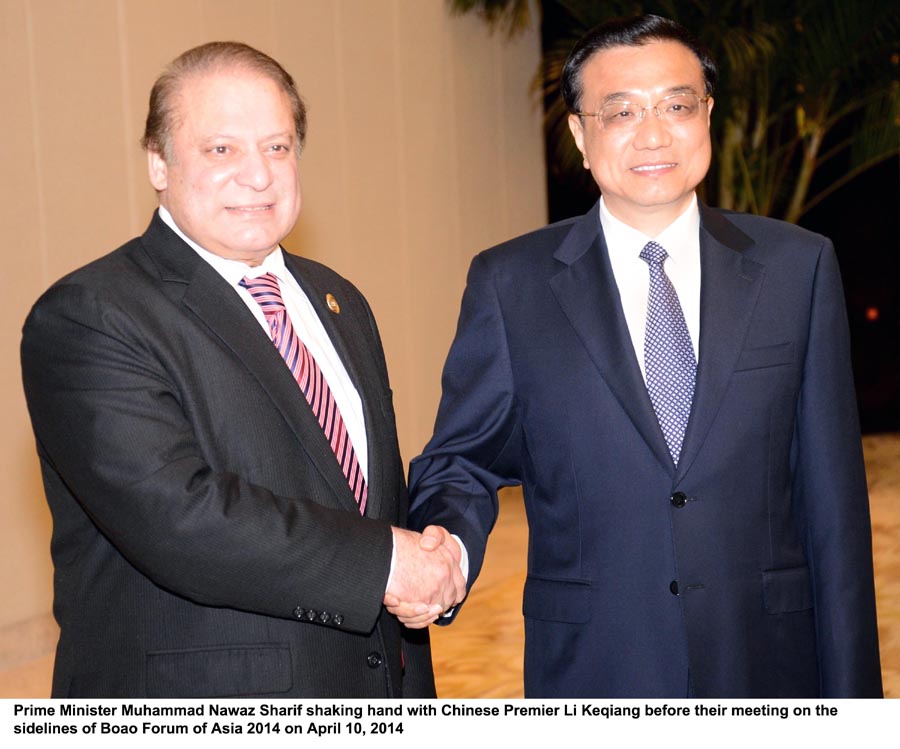 prime minister nawaz sharif shaking hands with the chinese premier li keqiang before their meeting on thursday photo pid