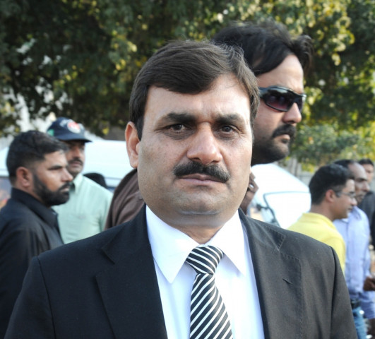 ppp mpa shaukat basra says no gbwr representative had witnessed the activities photo waseem niaz ppp mpa shaukat basra says no gbwr representative had witnessed the activities photo waseem niaz