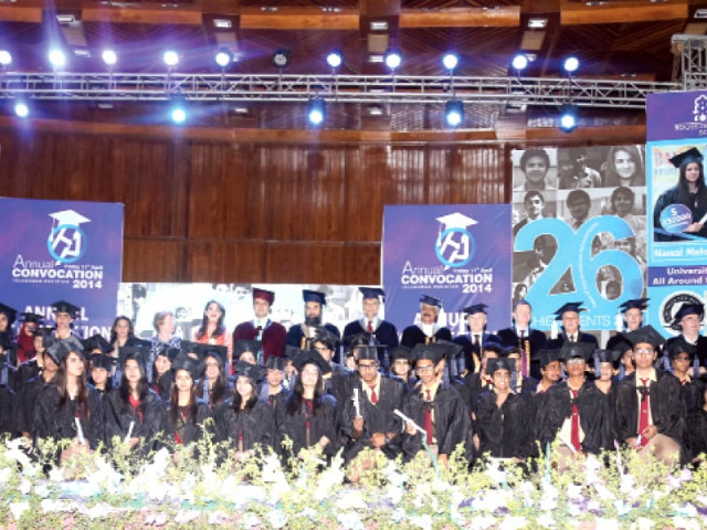 students and faculty members pose for photograph at annual convocation photo express