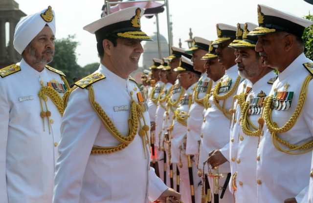 india 039 s new naval chief admiral robin k dhowan c meets indian naval officers at defence headquarters prior to taking over as the chief of naval staff in new delhi on april 17 2014 photo afp india 039 s new naval chief admiral robin k dhowan c meets indian naval officers at defence headquarters prior to taking over as the chief of naval staff in new delhi on april 17 2014 photo afp