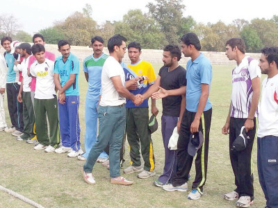 hafeez helping potential cricketers in sargodha