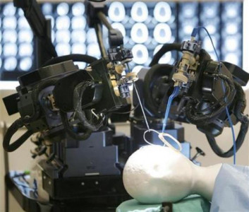 a new dawn robodoc gives a glimpse into the future of medicine robots invade a new dawn robodoc gives a glimpse into the future of medicine robots invade