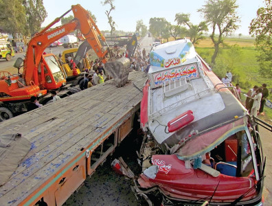tragedy in pannu aqil deadly road crash kills 42
