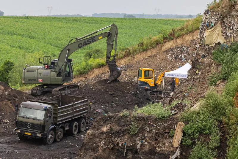 10 war victims unearthed in mass grave at croatian landfill 10 war victims unearthed in mass grave at croatian landfill