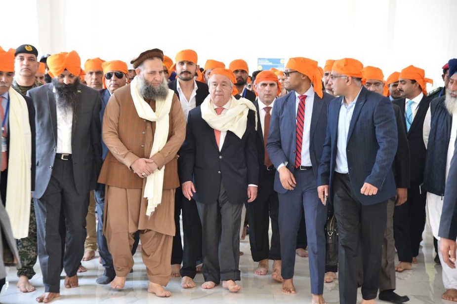 Minister of Religious Affairs Noorul Haq Qadri-led delegation brief the UNSG Antonio Guterres. PHOTO: EXPRESS.