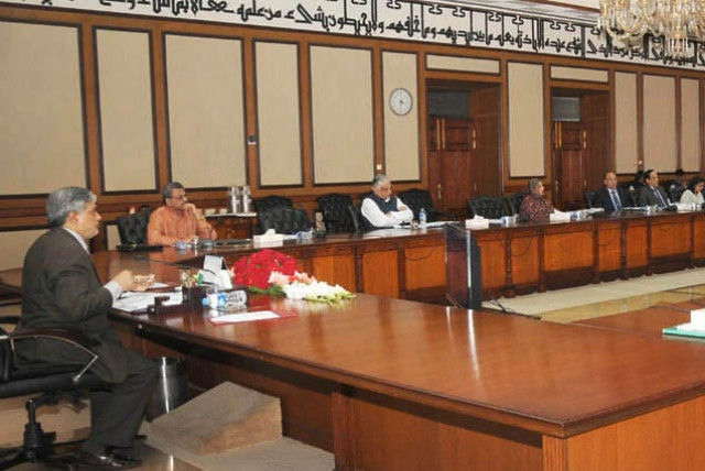 finance minister ishaq dar chairing the ecc meeting in islamabad on april 25 2014 photo pid finance minister ishaq dar chairing the ecc meeting in islamabad on april 25 2014 photo pid
