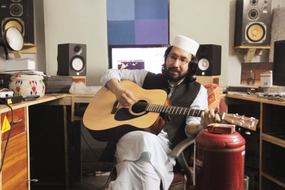 from uth records to social experiments from uth records to social experiments