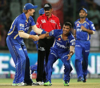 gavaskar hopes for controversy free ipl