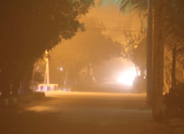 the meteorological office recorded the wind speed between 20 to 35 nautical miles in different parts of the two divisions photo express file the meteorological office recorded the wind speed between 20 to 35 nautical miles in different parts of the two divisions photo express file