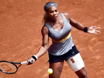 serena storms into last 16 of madrid open