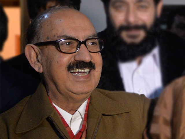 file photo of the prime minister s special adviser on national affairs irfan siddiqui photo afp