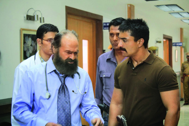 hasnain says that manzar is the only actor he gave the liberty to perform as he pleases as he didn t want to restrict his movement or expression photos file