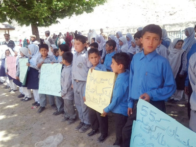 claim they will not leave till govt gives them more than lip service