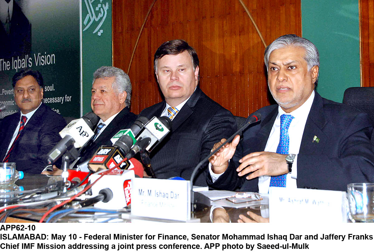 finance minister ishaq dar r and imf 039 s jeffery franks addressing the press conference on saturday photo app