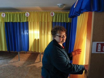 word of warning vote for self rule would spell disaster says ukraine