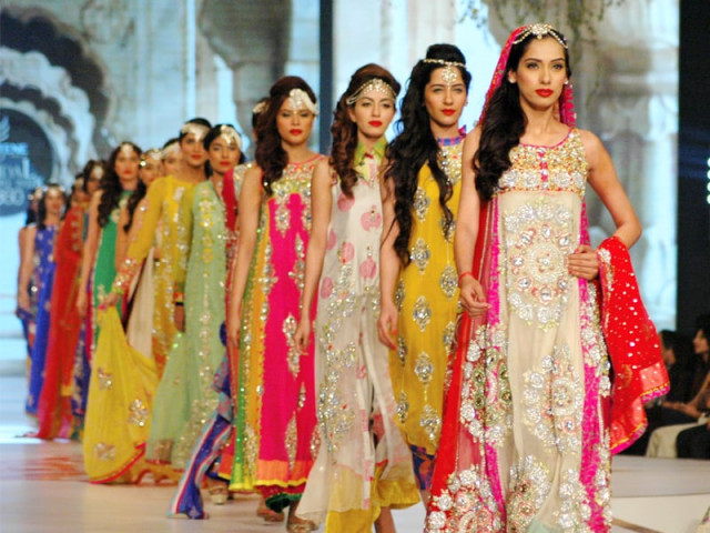 somal s use of yellows and pinks was predictable and the work lacked intricacy photo arif soomro express somal s use of yellows and pinks was predictable and the work lacked intricacy photo arif soomro express