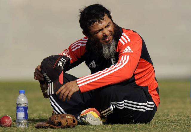 former leg spinner mushtaq ahmed photo reuters file