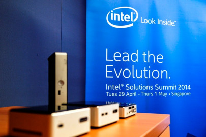as time changes intel eyes markets of 2 in 1s re imagined desktops and internet of things
