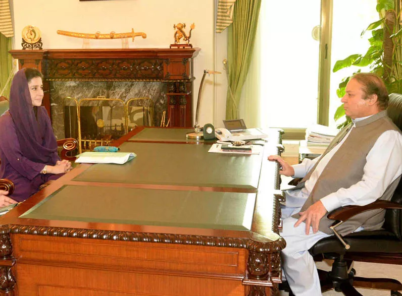 national coordinator for polio eradication ayesha raza farooq briefing the prime minister nawaz sharif on thursday photo pid national coordinator for polio eradication ayesha raza farooq briefing the prime minister nawaz sharif on thursday photo pid