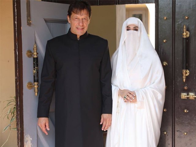 prime minister imran khan and first lady bushra bibi photo file