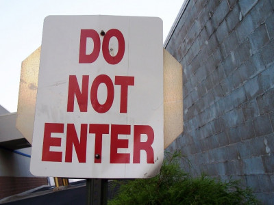 seizures in sindh up to 17 properties illegally held by govt depts reveals report