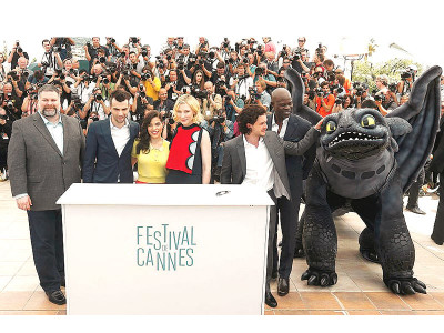 did you know man dives under star s dress on cannes red carpet did you know man dives under star s dress on cannes red carpet