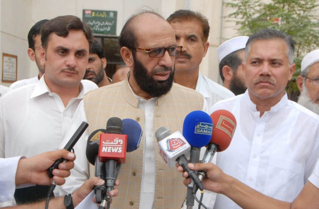 minister said that a total of 127 000 people had applied under the government hajj scheme photo pid minister said that a total of 127 000 people had applied under the government hajj scheme photo pid