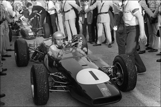 in this file photo dated september 11 1966 shows australian driver jack brabham in his brabham honda racing car at circuit de monthl ry in france photo afp in this file photo dated september 11 1966 shows australian driver jack brabham in his brabham honda racing car at circuit de monthl ry in france photo afp