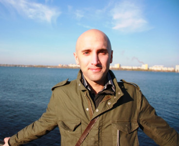 kiev frees british journalist working for russian tv