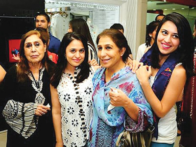 t diaries zari faisal