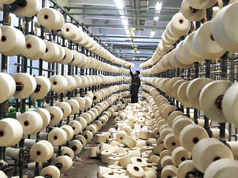 official calls for boosting fashion textile industry