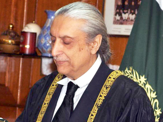 says he won t take action against banners criticising him for hearing geo tv s petition says he won t take action against banners criticising him for hearing geo tv s petition