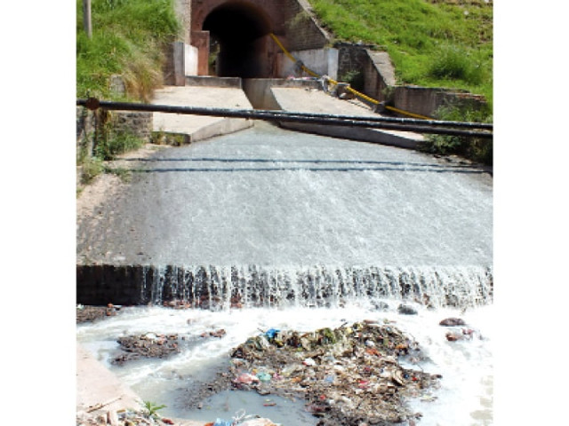 a view of a nullah in railway scheme 9 photo express a view of a nullah in railway scheme 9 photo express