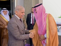 prime minister shehbaz sharif is received by makkah deputy governor prince saud bin mashaal bin abdulaziz at the royal terminal of jeddah international airport on thursday pid