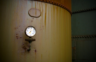 gas inhalation four of a family killed