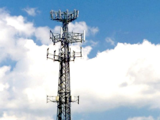 statistics show that pakistan s telecom sector is booming and the growth does not seem to be slowing down photo file statistics show that pakistan s telecom sector is booming and the growth does not seem to be slowing down photo file