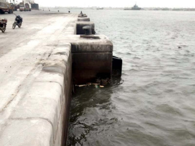 780 sacks of sugar get dumped in sea 780 sacks of sugar get dumped in sea
