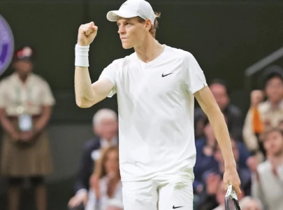 sinner alcaraz move on at wimbledon sinner alcaraz move on at wimbledon