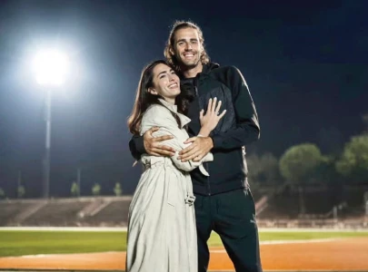olympian wins hearts after romantic apology to wife