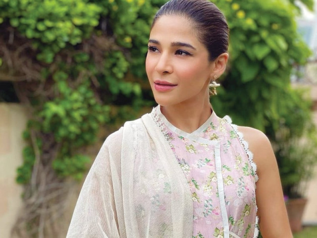 thanks to an introduction by a roommate ayesha found herself sitting across from the man who would cast her in bulbulay photo file thanks to an introduction by a roommate ayesha found herself sitting across from the man who would cast her in bulbulay photo file